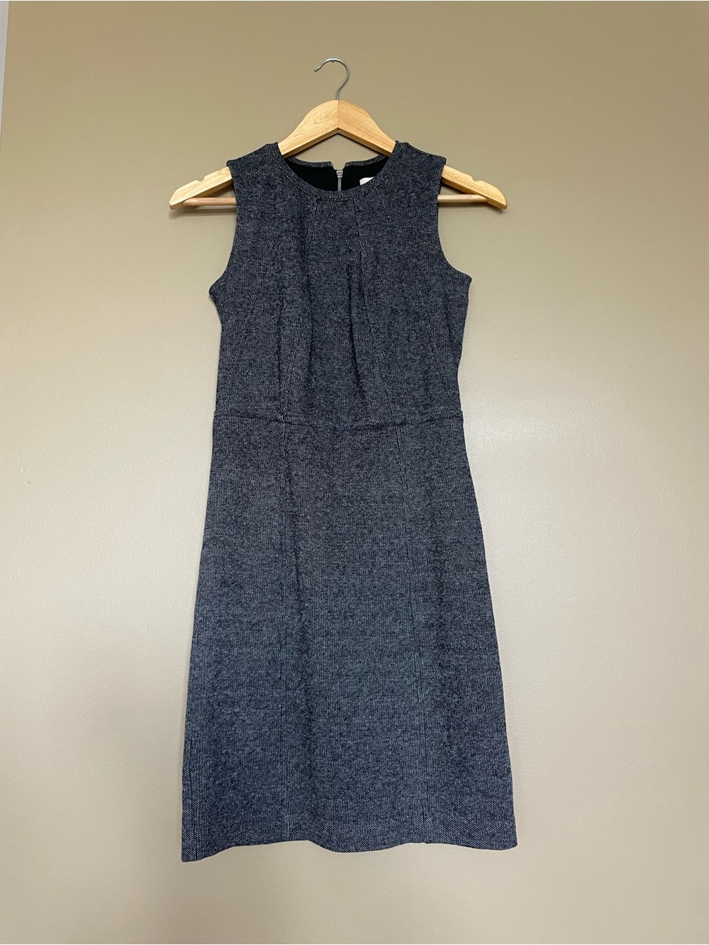 {LOFT} Charcoal Gray Sleeveless Tweed Sheath Dress
